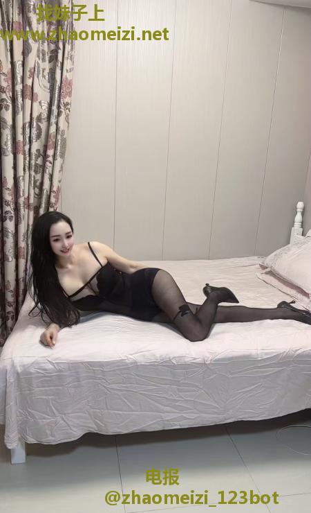 大战蜀山蟒蛇妹