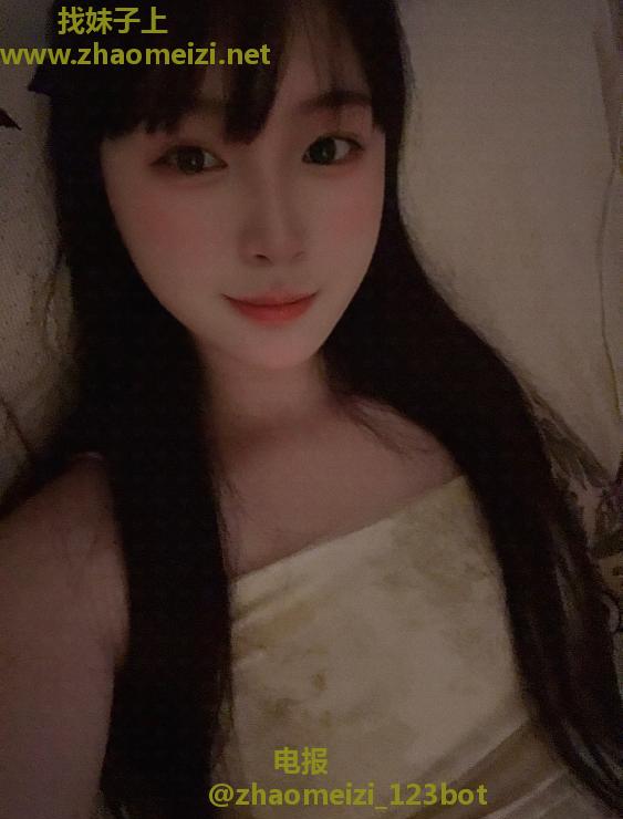 质朴小姐姐