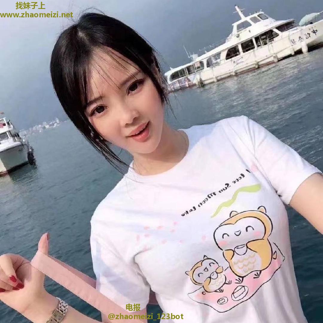 清纯又有些欲女