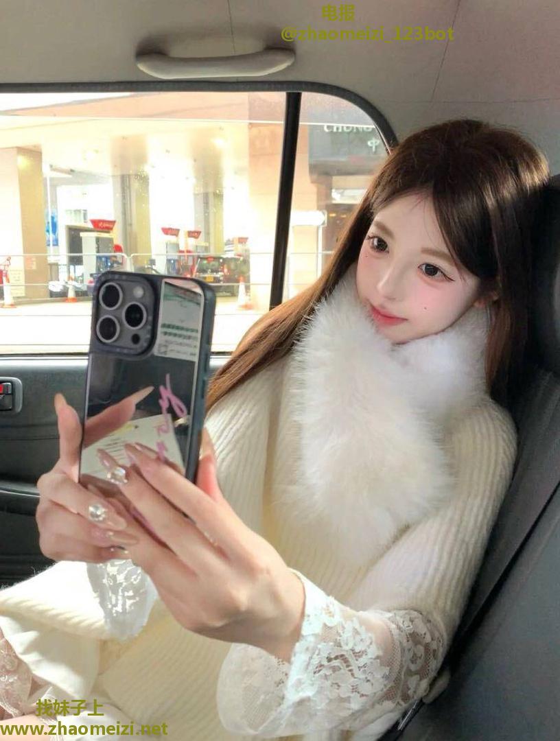 妹子性欲挺强有欲望的女人