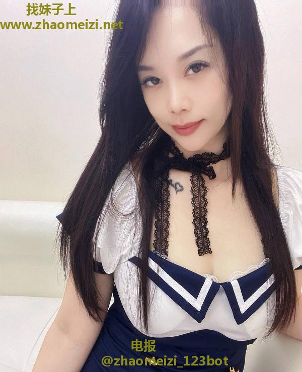 身材火辣小骚猫