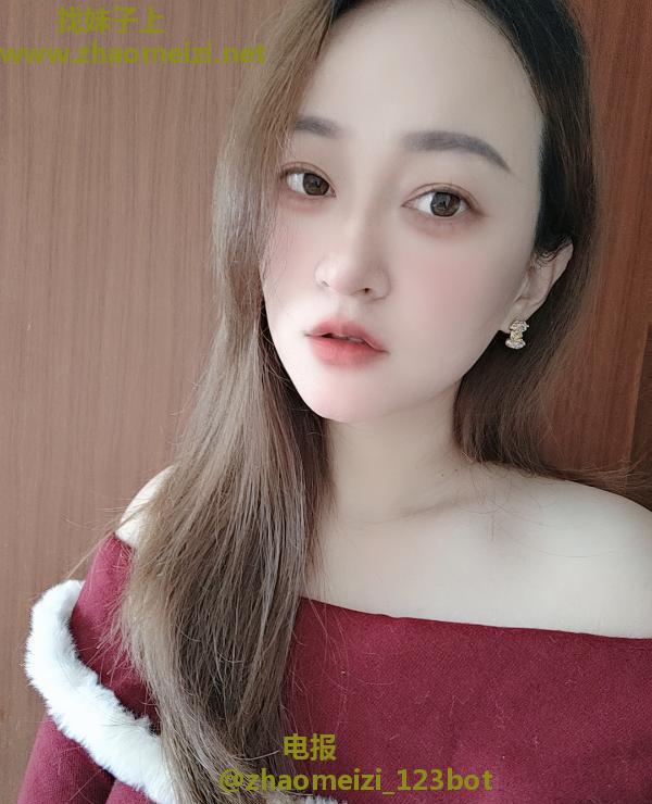 性感臀丸子御姐