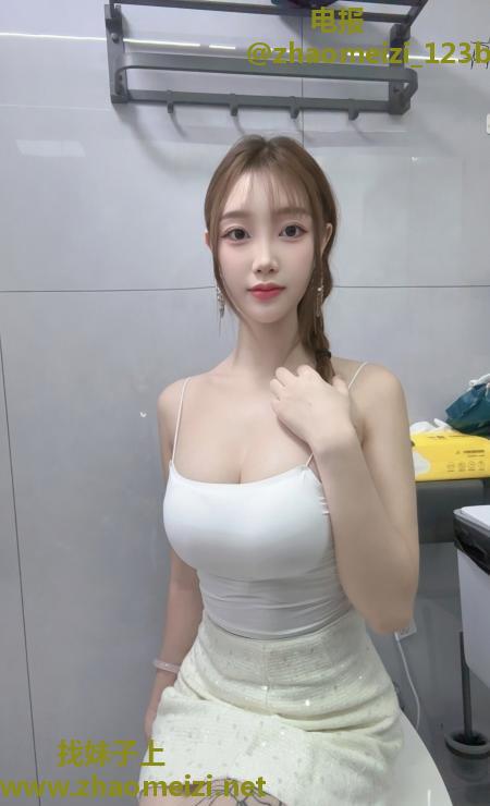 海珠性感大波美媚