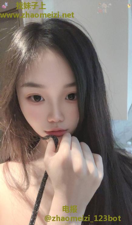 坂田兼职大长腿模特