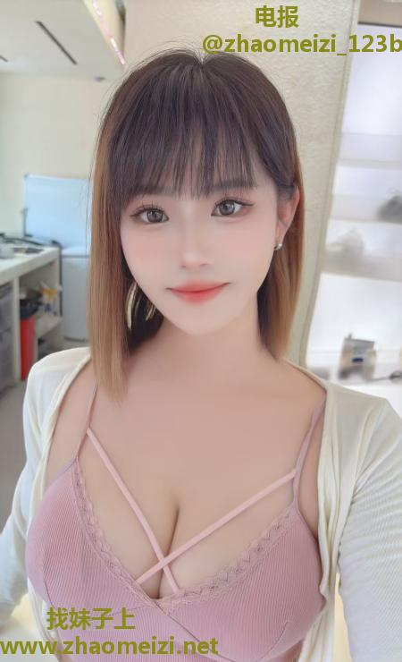 莞式全套服务少妇双飞