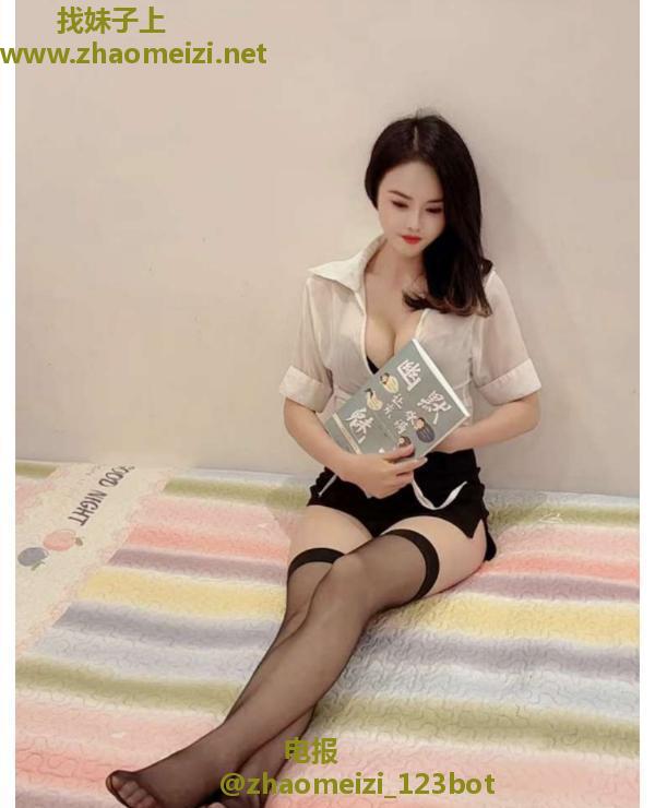 会跳舞的小姐姐