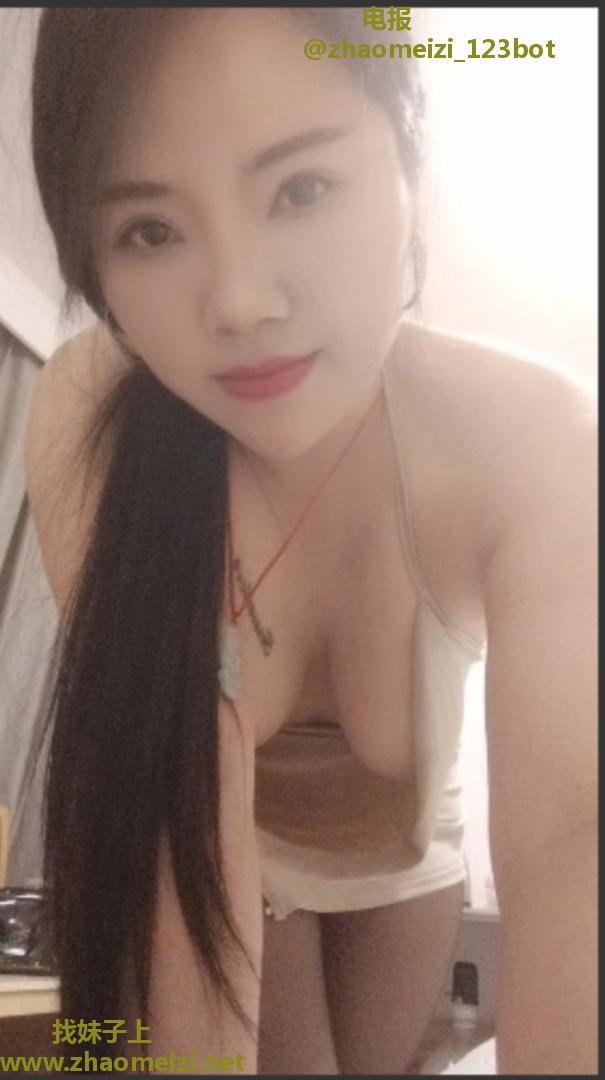 深喉熟女少妇高潮翻白眼