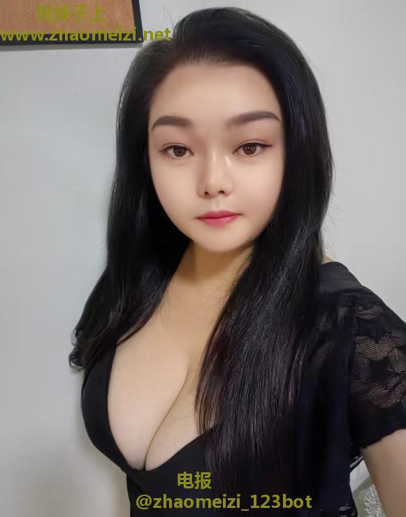 滨湖性感大奶骚妹