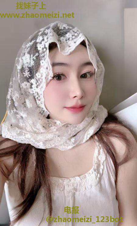 罍街巨乳少女静静