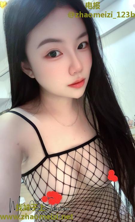 肥臀小骚女小紫