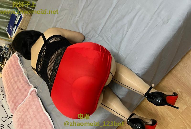 三通大屁股熟妇