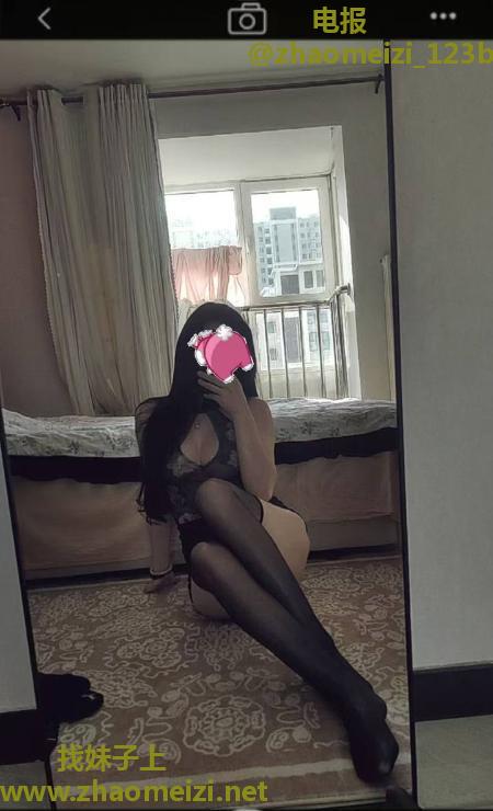 细腰长腿情趣诱惑妹子