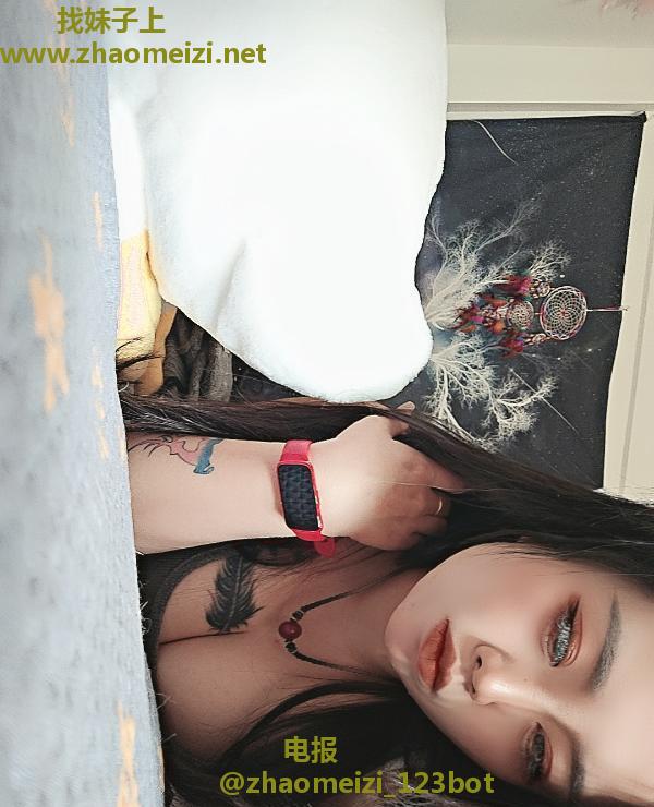 大胸口活好妹妹