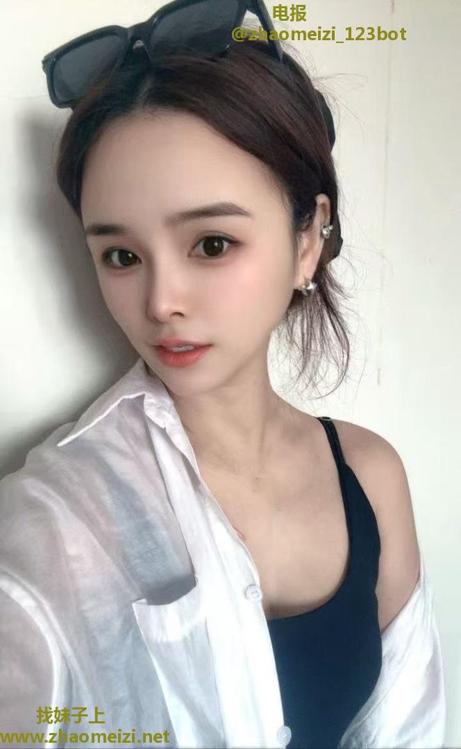 服务型风骚小妹