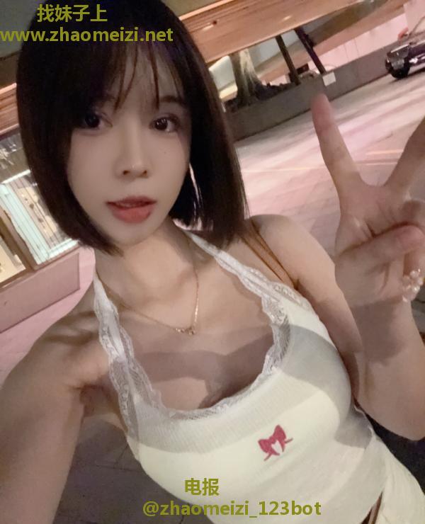 福田反差感大胸萝莉