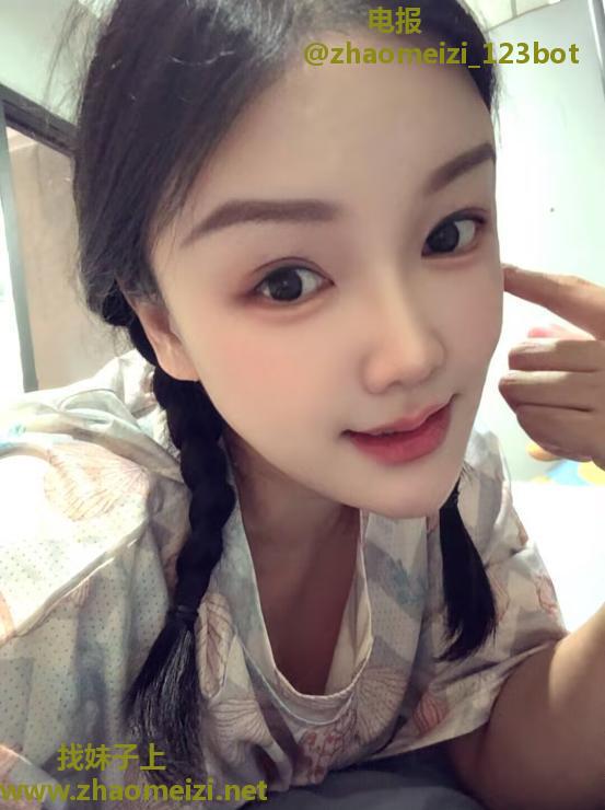 体验不错的依依老师