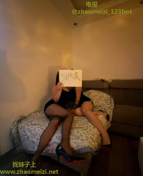 四刷高颜值口爆两姐妹