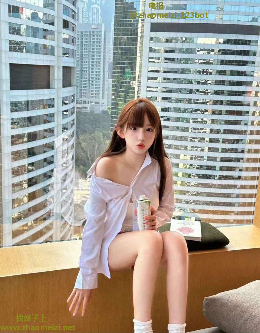 敏感萝莉皮肤白皙胸大