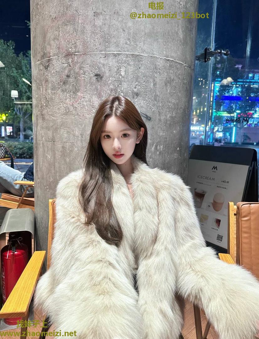 床上自动档很紧玩起来爽