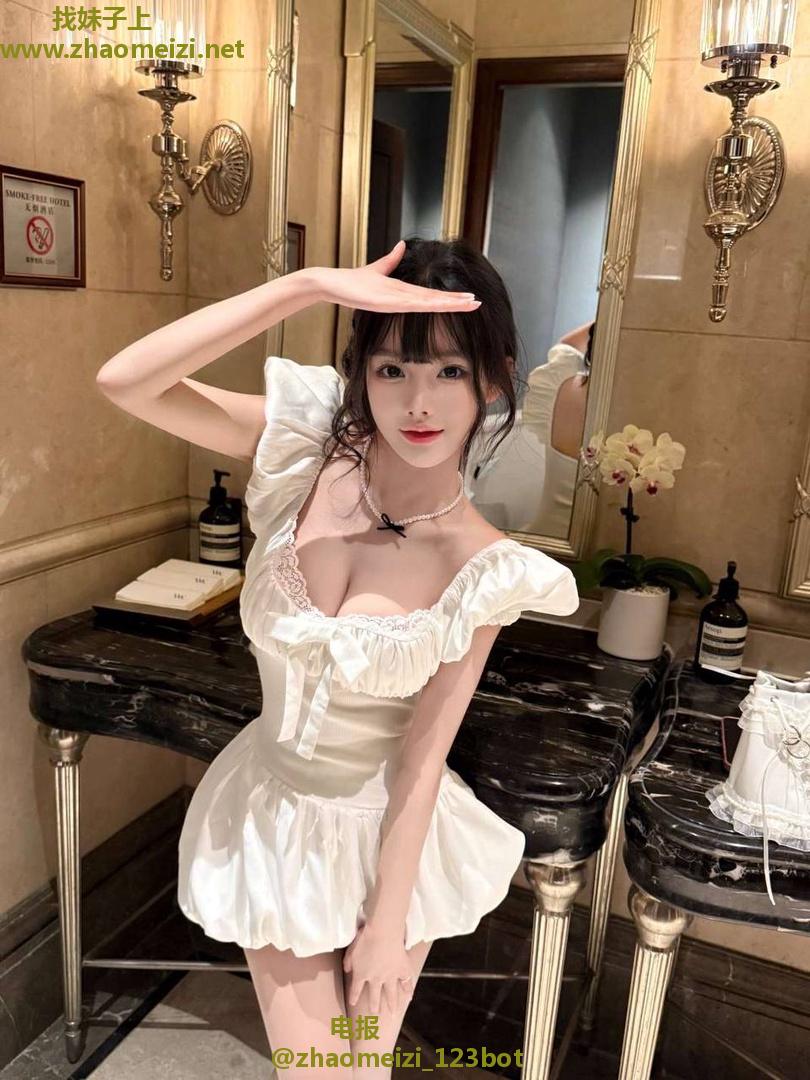 风骚00后初下海兼职