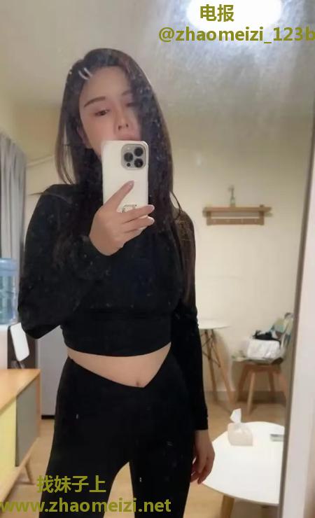 南山健身女孩媚儿