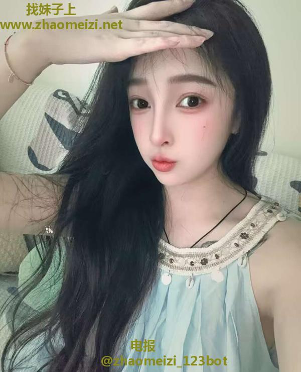 汉口性感大胸嫩妹