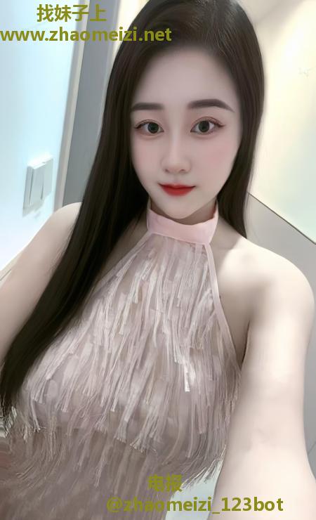 上城天然E胸骚货