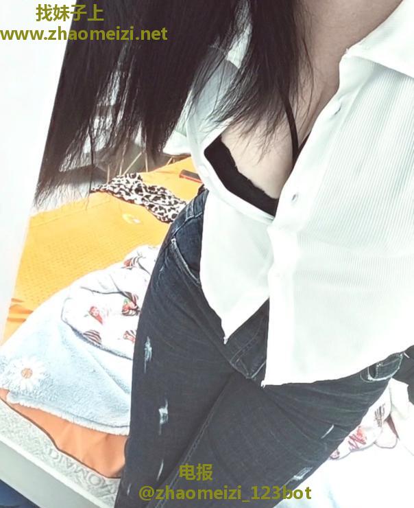 前凸后翘波大热情姐姐