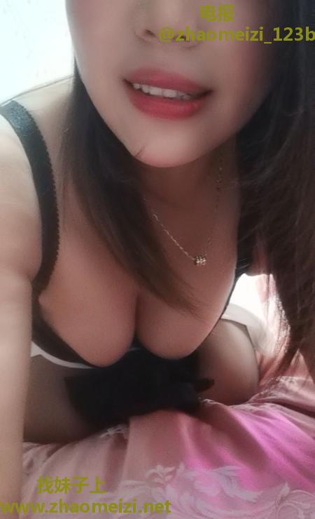 西山大屁股熟女