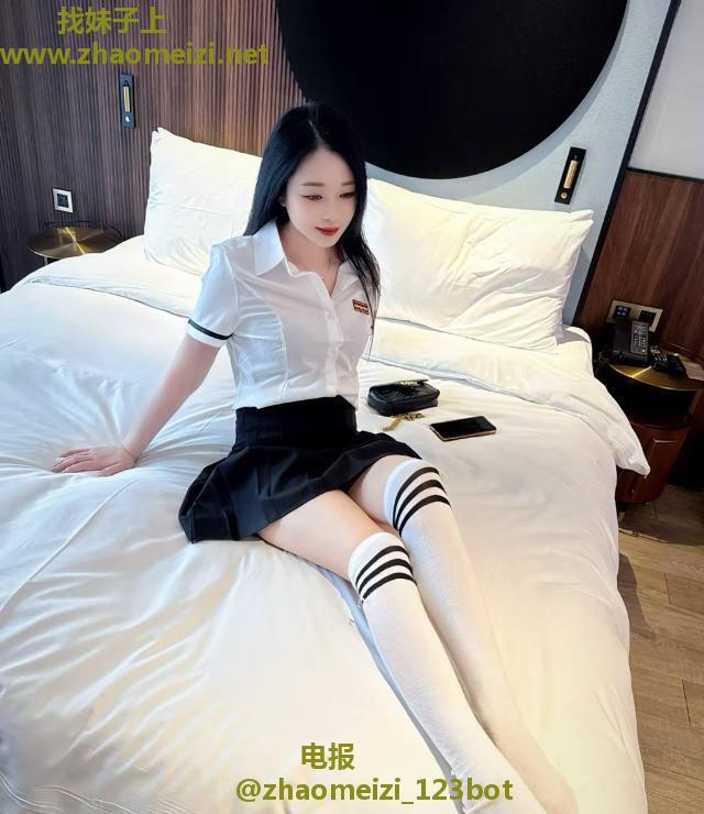 服务系身材好妹子