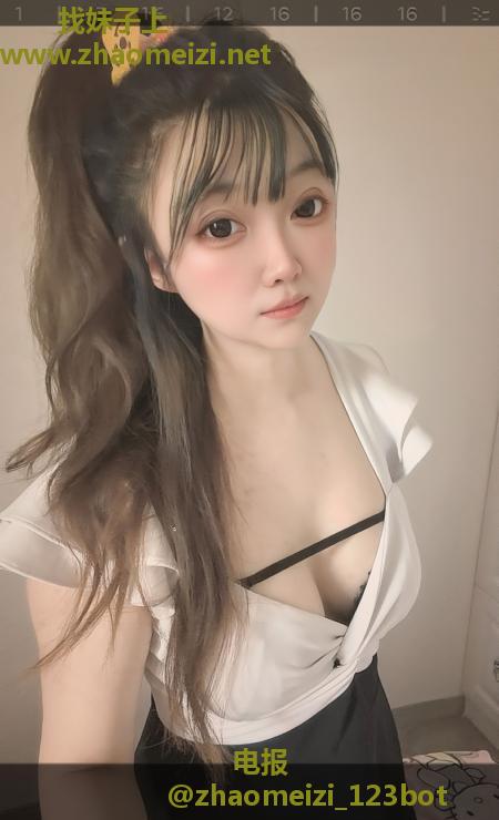 临平马尾制服小骚货