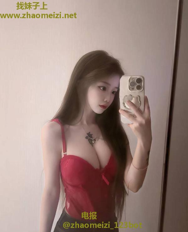 颜值嫩妹鬼鬼老师