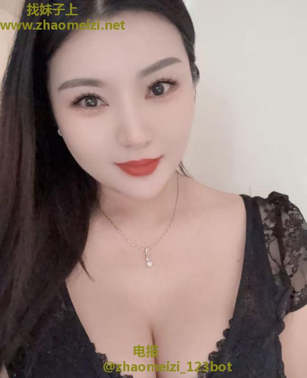 南稍门风骚月儿