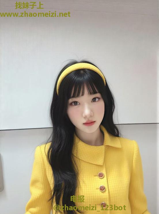 光谷大长腿芳芳