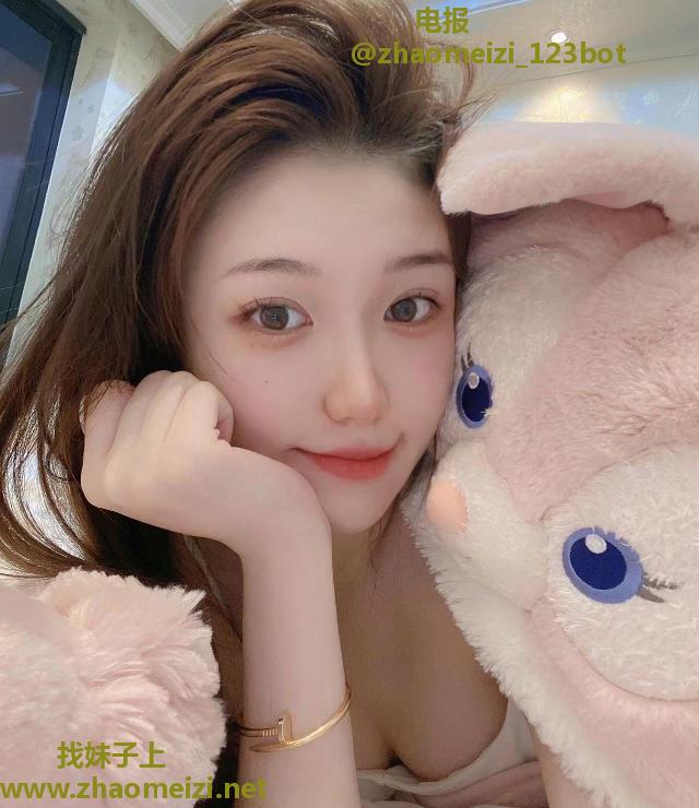 天河性感小辣椒