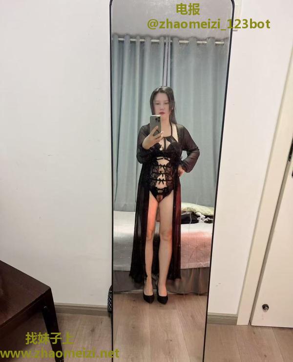 瑶海肤白少妇甜甜