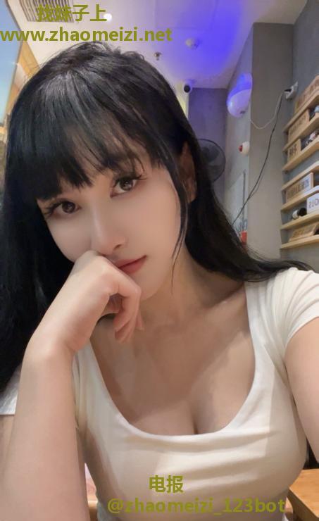 黄埔小迪身材火辣