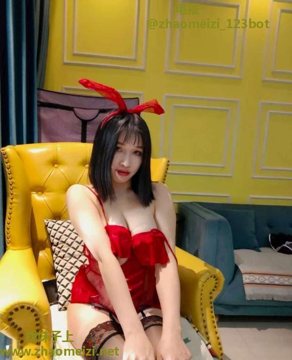 江北制服大奶少妇小柒