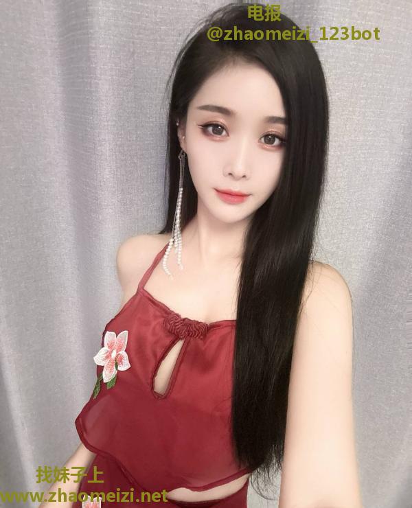 粉b细腰颜值女友萱萱