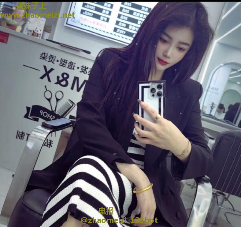 夫子庙媛媛小姐姐