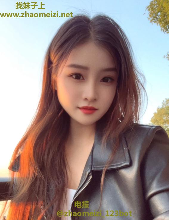 观音桥美女小芯芯