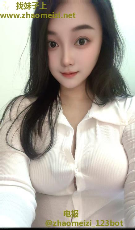 包臀裙兼职小少妇