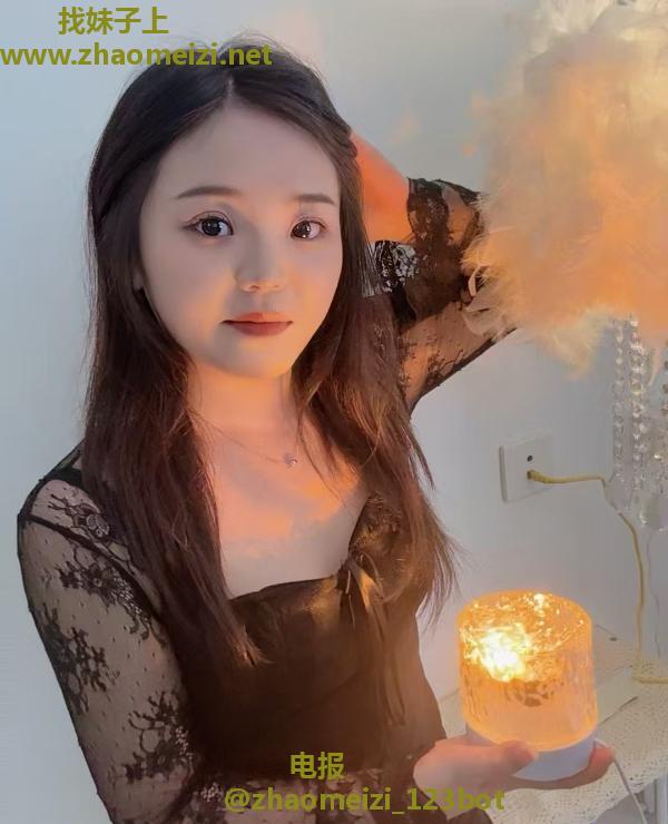 素人兼职嫩妹子