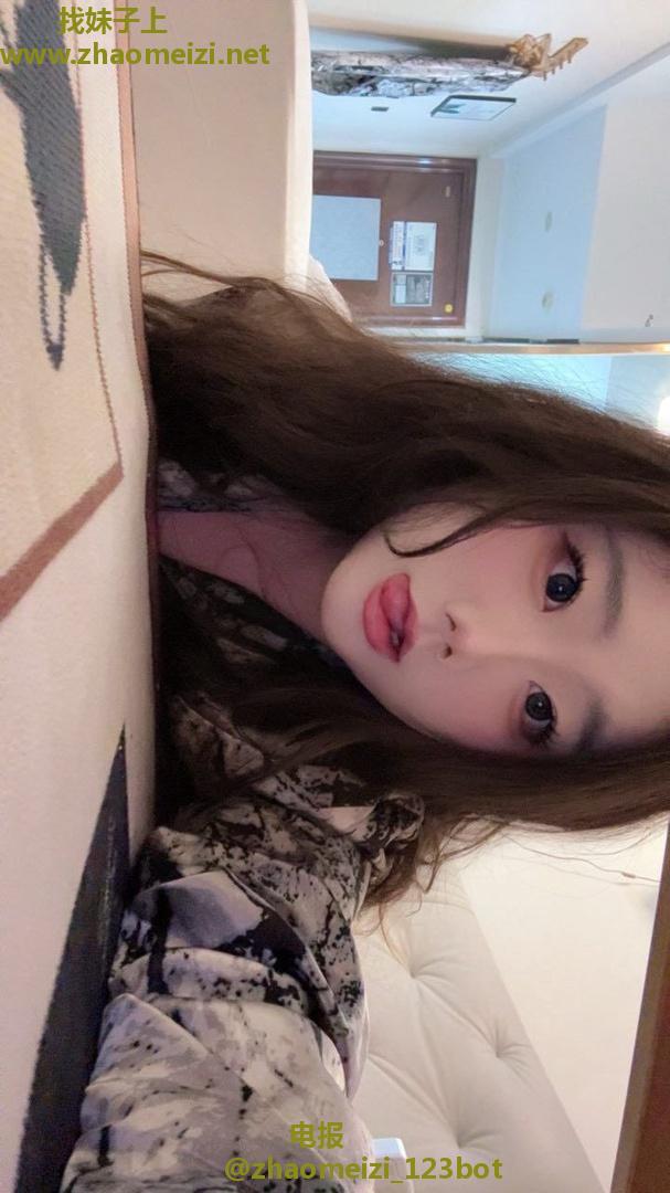 西湖清纯小雯雯