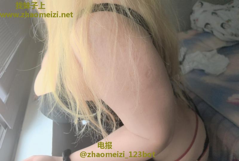 川沙丰乳肥臀川妹