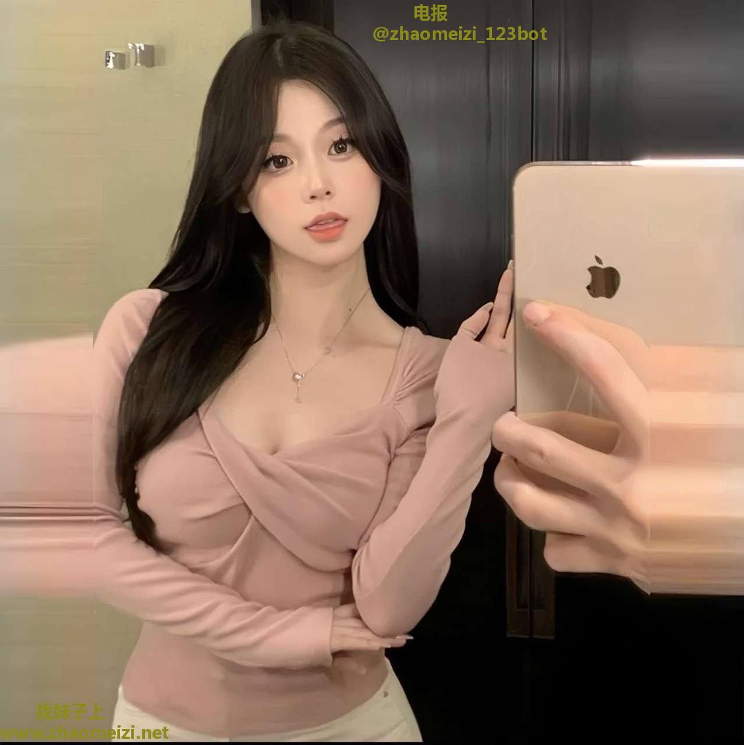 外表清纯水嫩妹妹