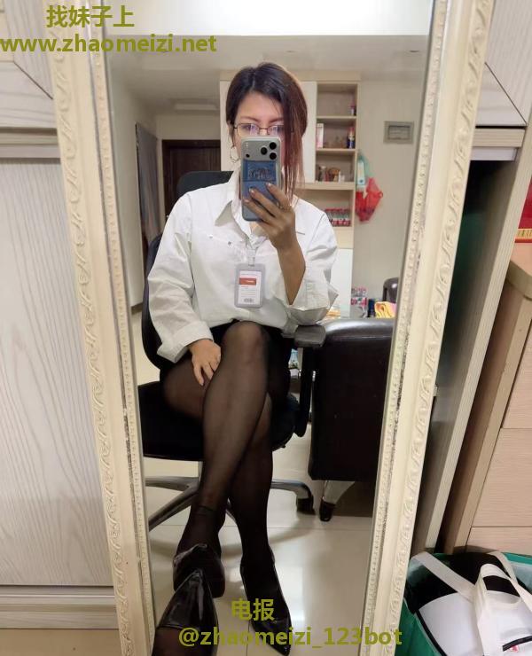 海珠角色扮演少妇