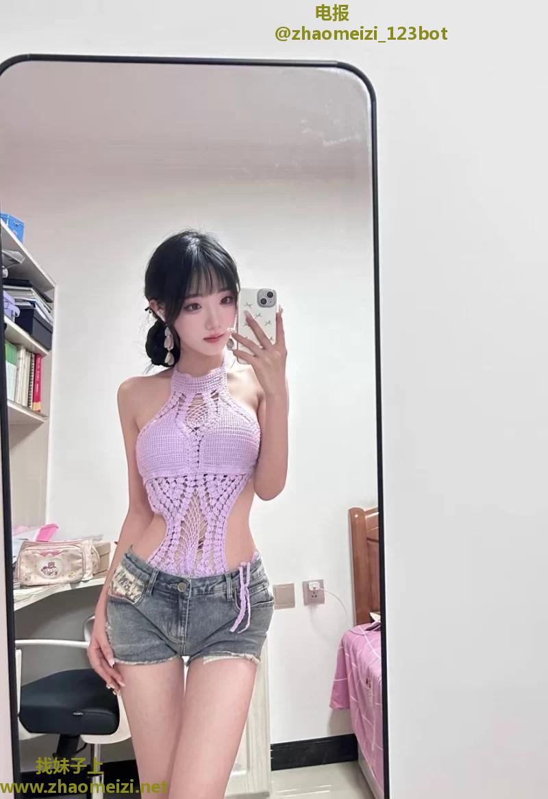 极品嫩妹三点粉