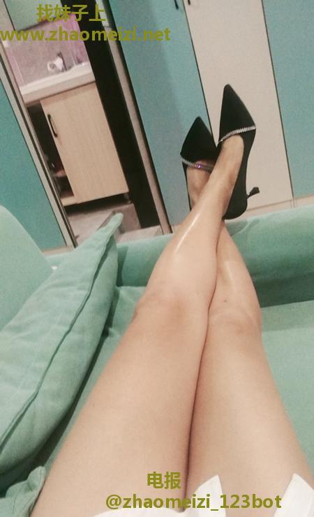 再战蜀山大长腿小骚货