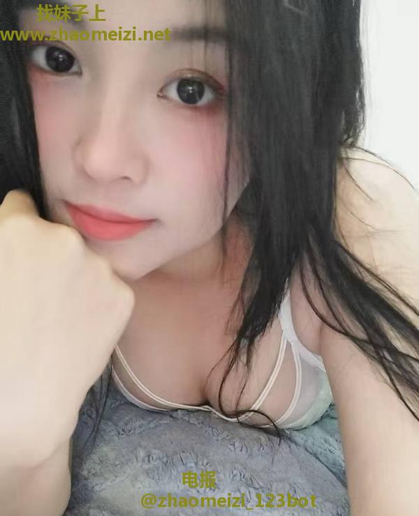 朝阳颜值大胸妹子